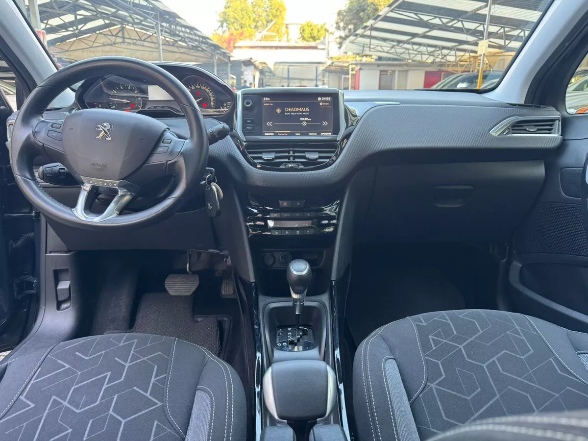 Peugeot 2008 1.6 At 2021