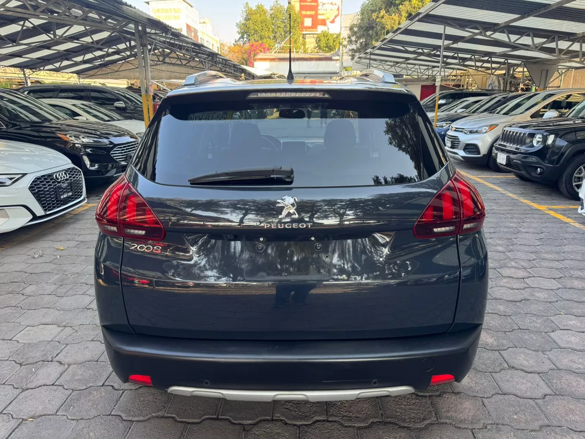 Peugeot 2008 1.6 At 2021