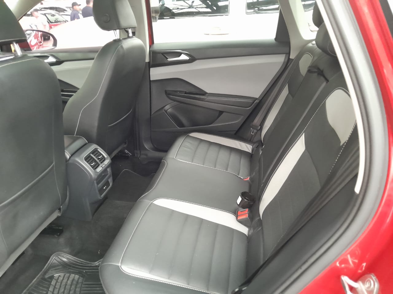 Volkswagen Taos Highline 2022